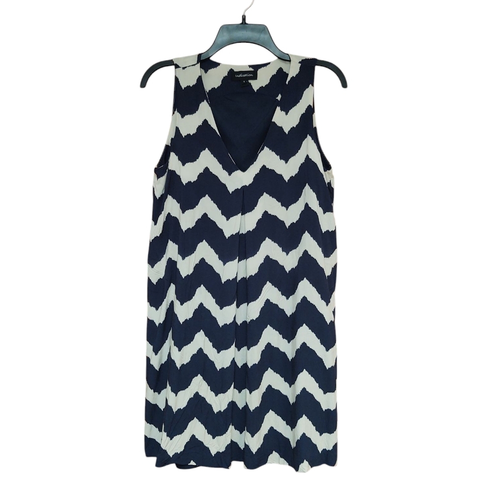 NEW W/Out Tags Indication Chevron Patterned V Neck Dress S
